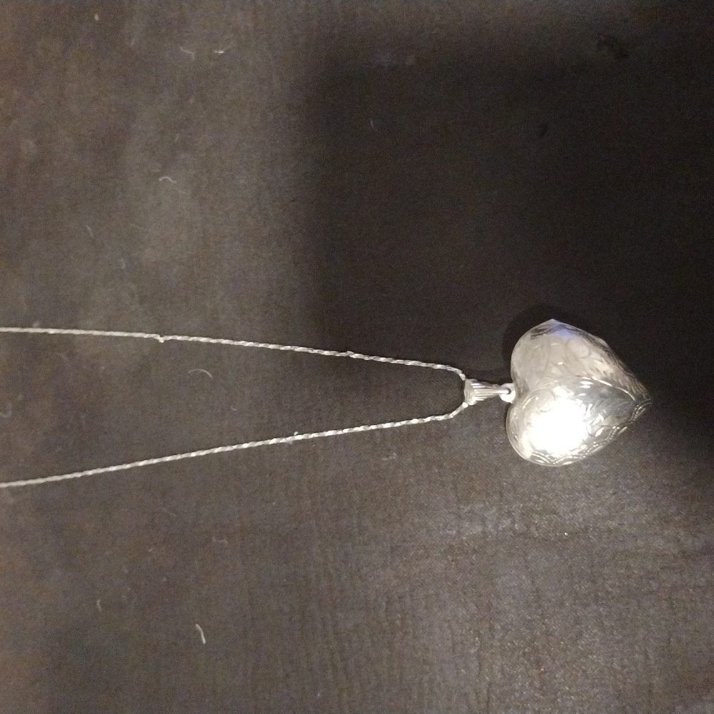 925 Sterling Silver heart ❤️ locket